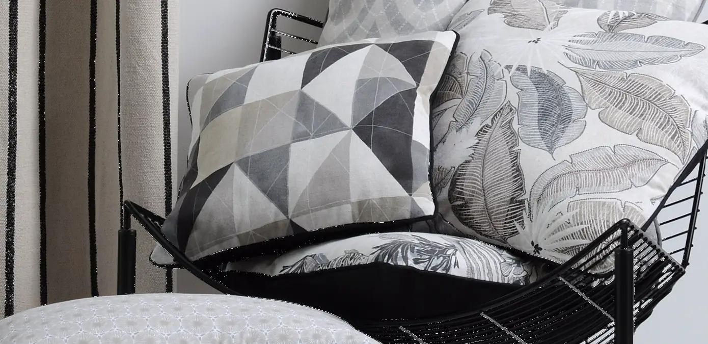 Curtains+Cushions
